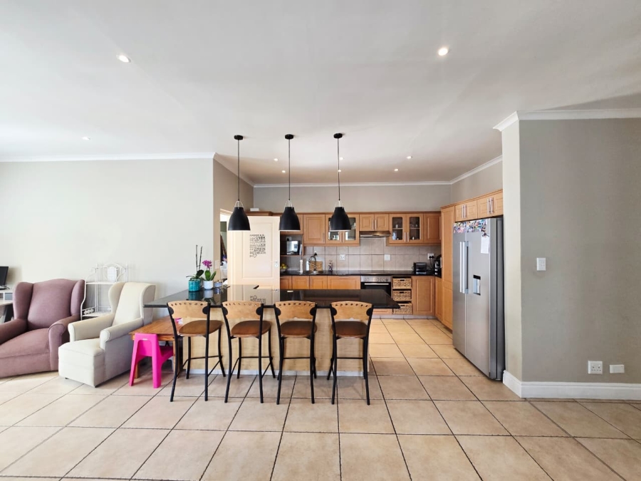 3 Bedroom Property for Sale in Kingswood Golf Estate Western Cape